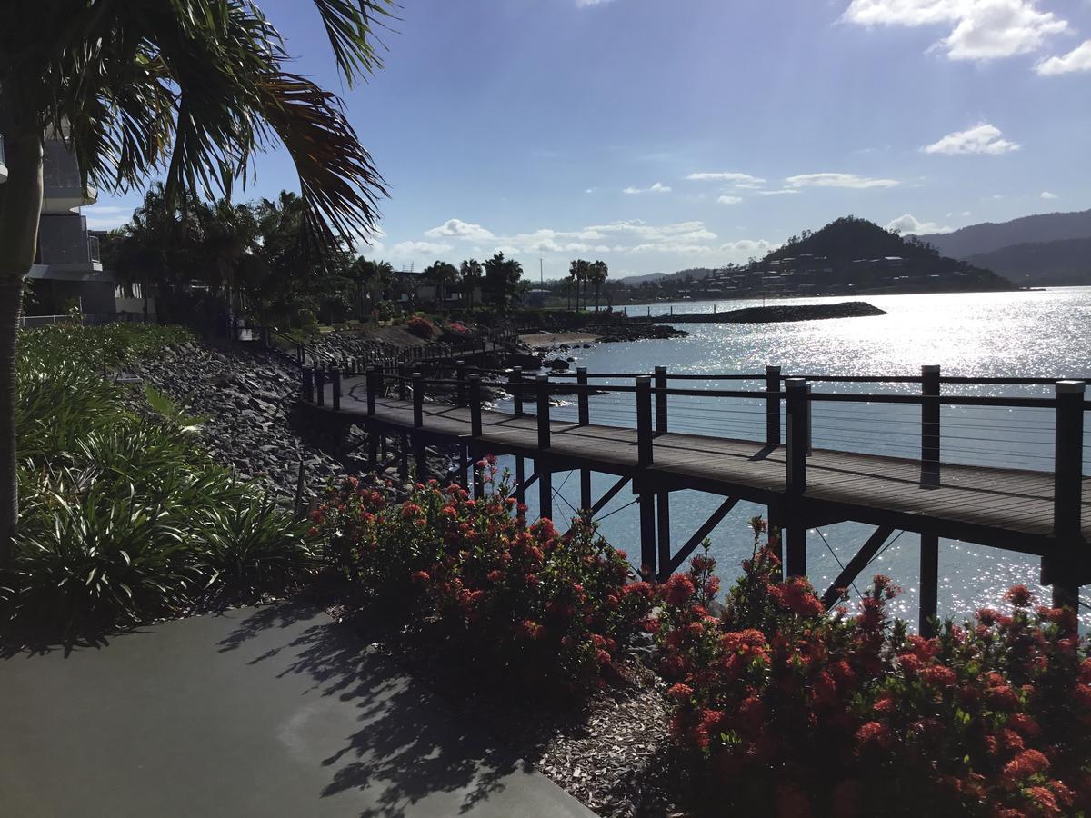 Marina View Apartment Airlie Beach Eksteriør billede